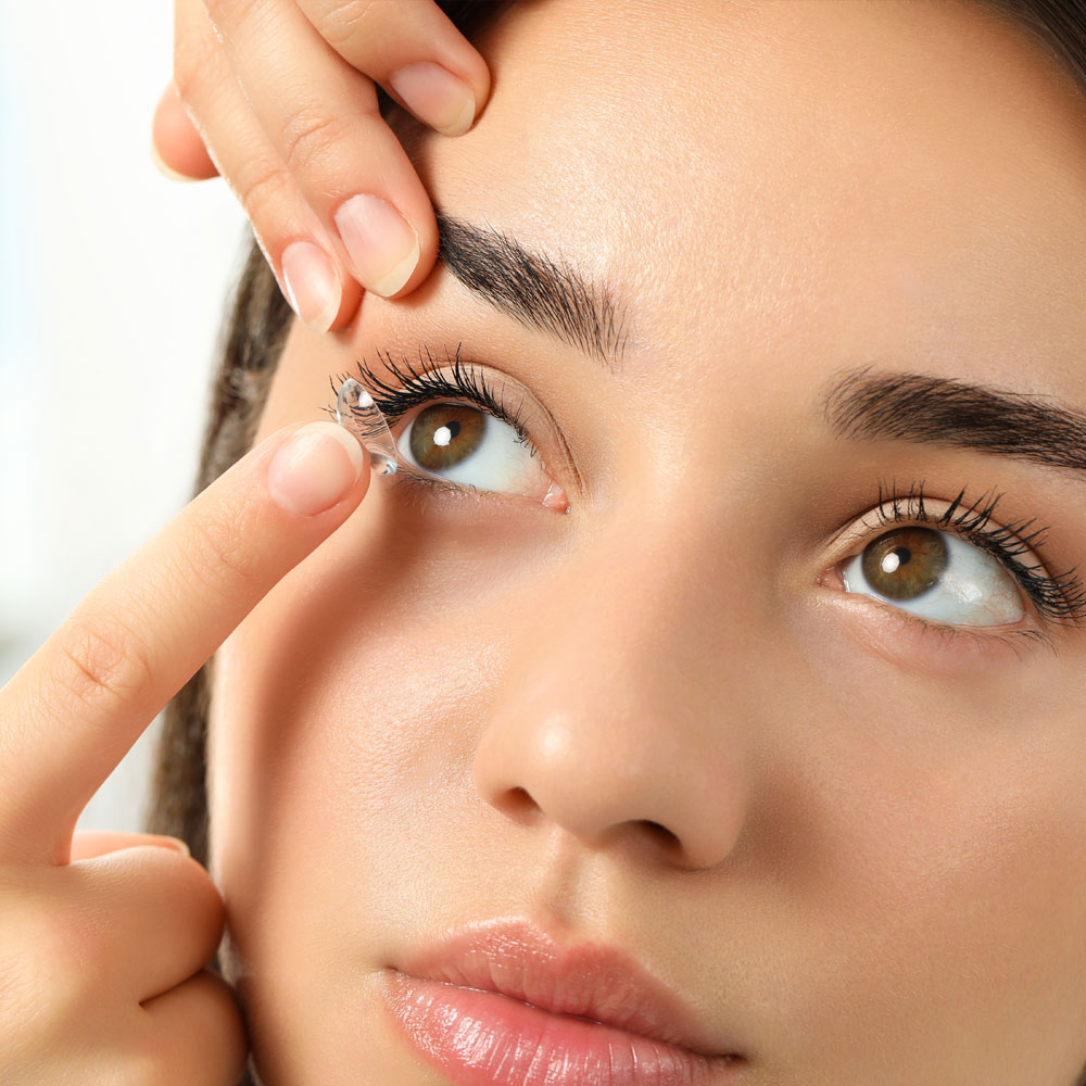 Contact lenses in Lakewood Hills